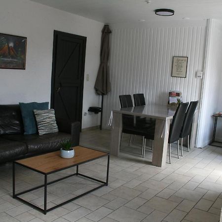 Vakantiehuis Martien Пеер Екстериор снимка