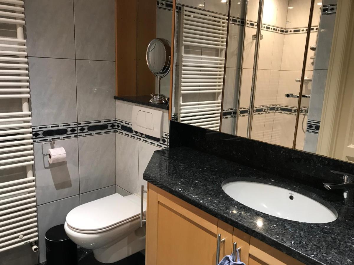 Vakantiehuis Martien Пеер Екстериор снимка